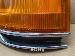 95-97 80 Series Toyota Land Cruiser FJ80 FZJ80 Front Corner Marker Light OEM